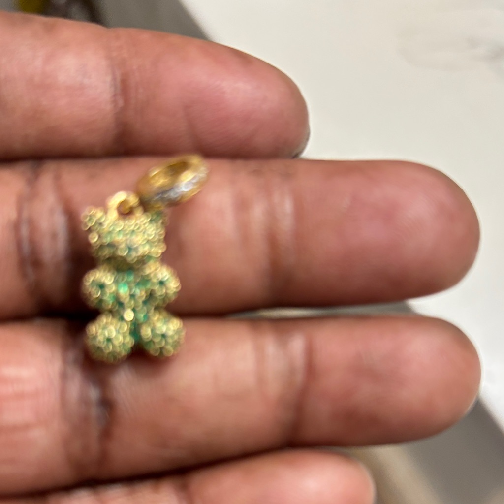 14k Diva Green And Gold Bear Pendant -Nwot